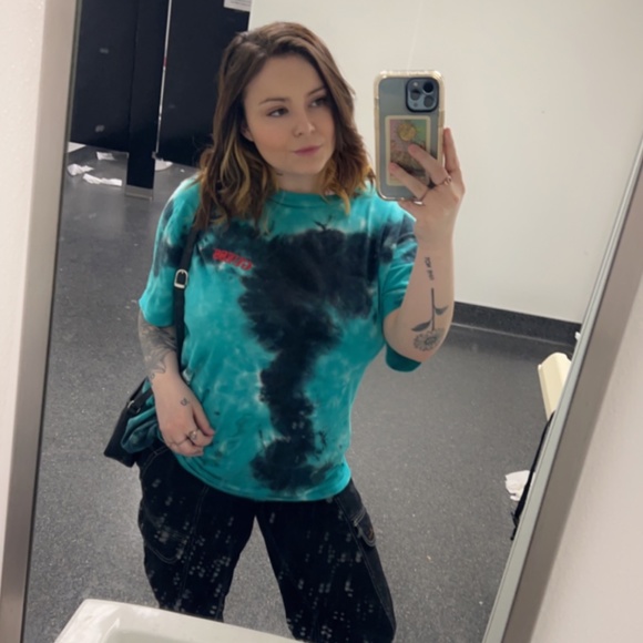 Meet your Posher, Nicolette - Picture 1 of 1